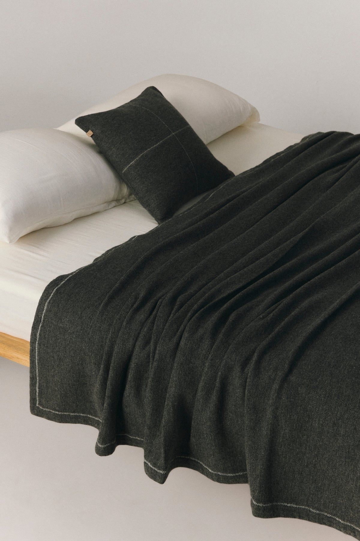 Talin Yün Yatak Örtüsü